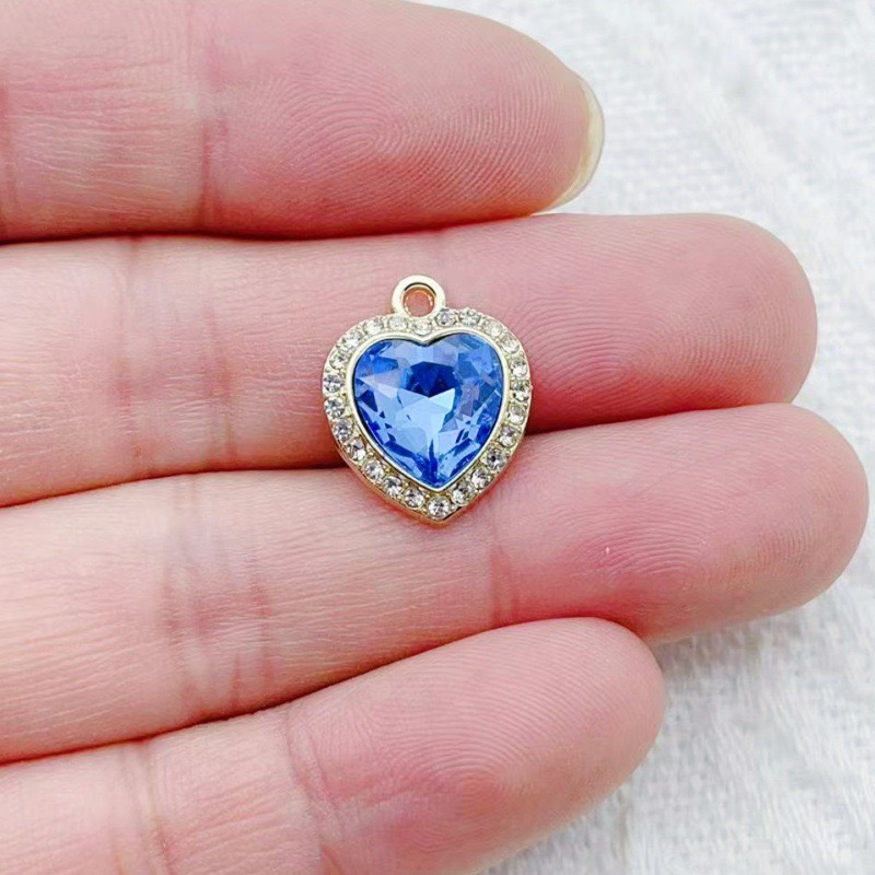 Pendentif en forme de cœur inc - Jewelry Making avis et prix