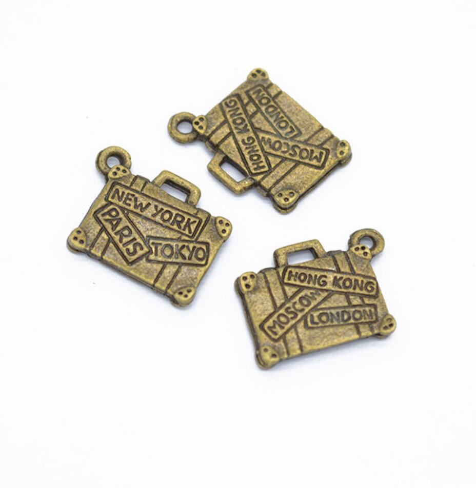 150 breloques sacs de voyage N - Jewelry Making Tokyo avis et prix